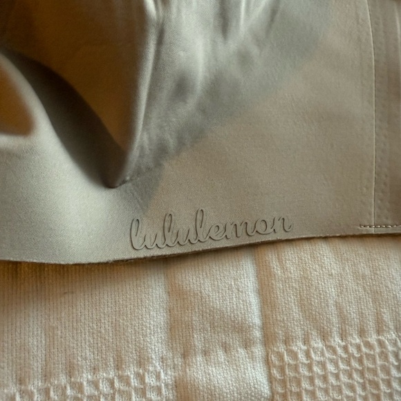 Lululemon Bra - Picture 2 of 4